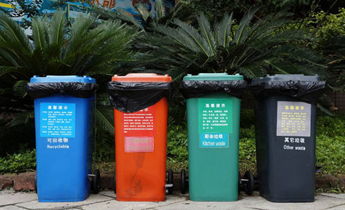 實(shí)行分類數(shù)十年，廈門居民仍對分類垃圾桶“分不清”？
