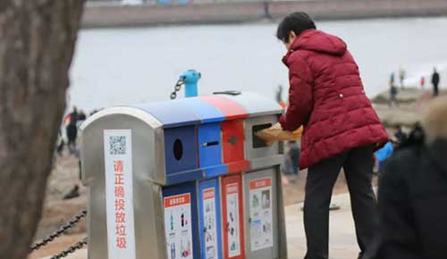 如何分類生活垃圾？四色垃圾桶，收納種類各不同