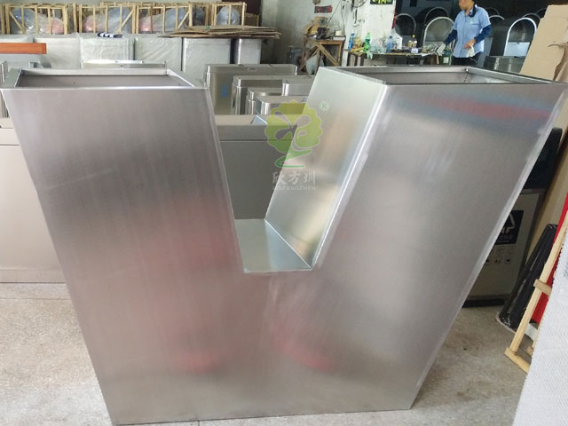 不銹鋼V形字母創(chuàng)意花箱園林景觀花池定制廠(chǎng)家